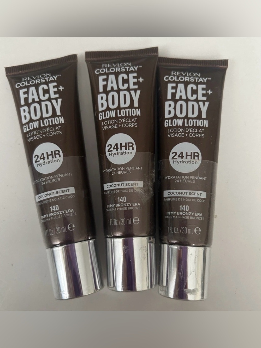 Revlon ColorStay Face + Body Glow Lotion 24 HR- 140 In My Bronzy Era